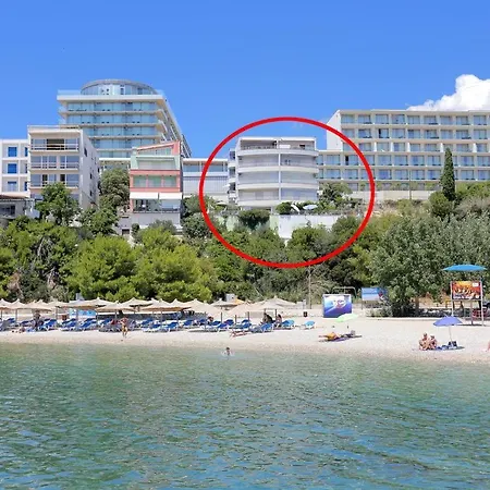 By The Sea - 14277 Apartment Split